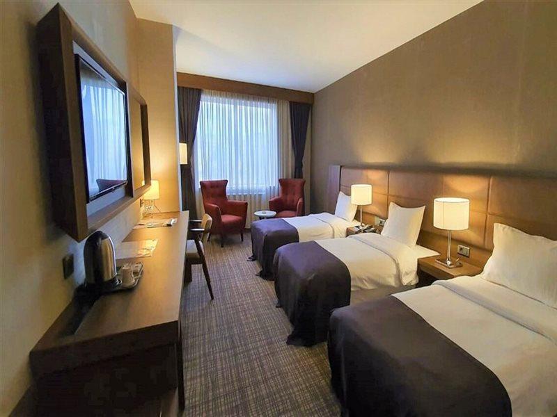 Grand Isias Hotel 阿德亚曼 外观 照片