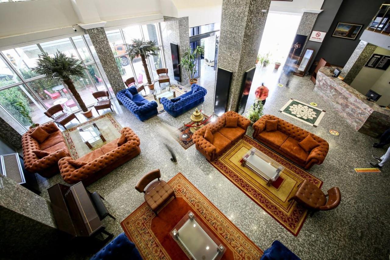 Grand Isias Hotel 阿德亚曼 外观 照片
