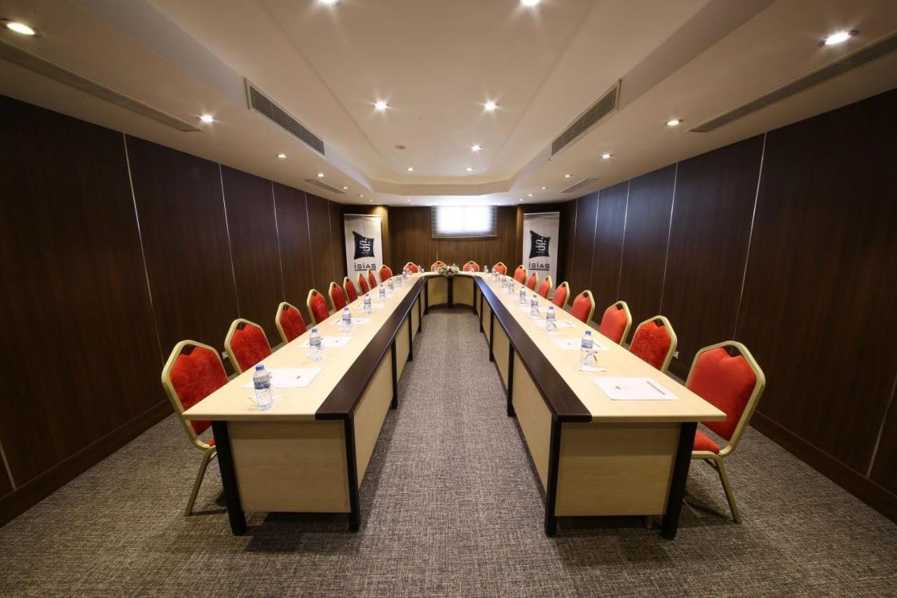 Grand Isias Hotel 阿德亚曼 外观 照片