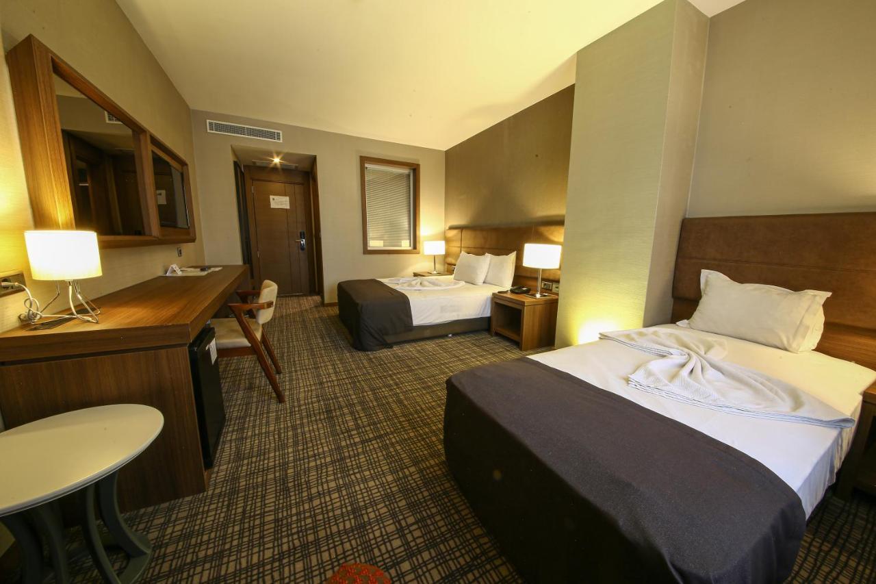 Grand Isias Hotel 阿德亚曼 外观 照片
