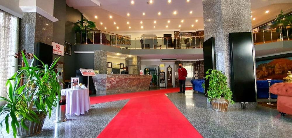 Grand Isias Hotel 阿德亚曼 外观 照片