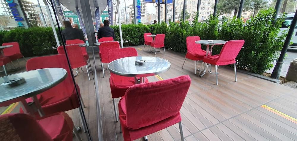 Grand Isias Hotel 阿德亚曼 外观 照片