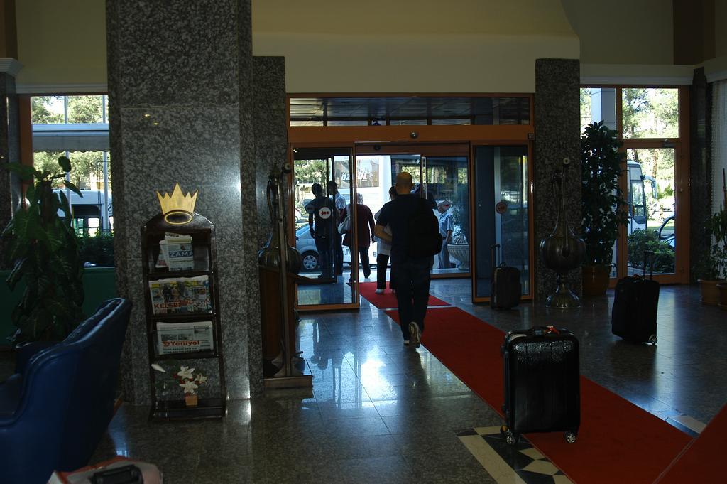 Grand Isias Hotel 阿德亚曼 外观 照片